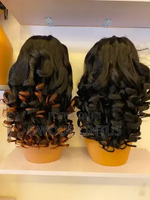 Beautiful Curly Wig – Different Colours – Pre-Order
