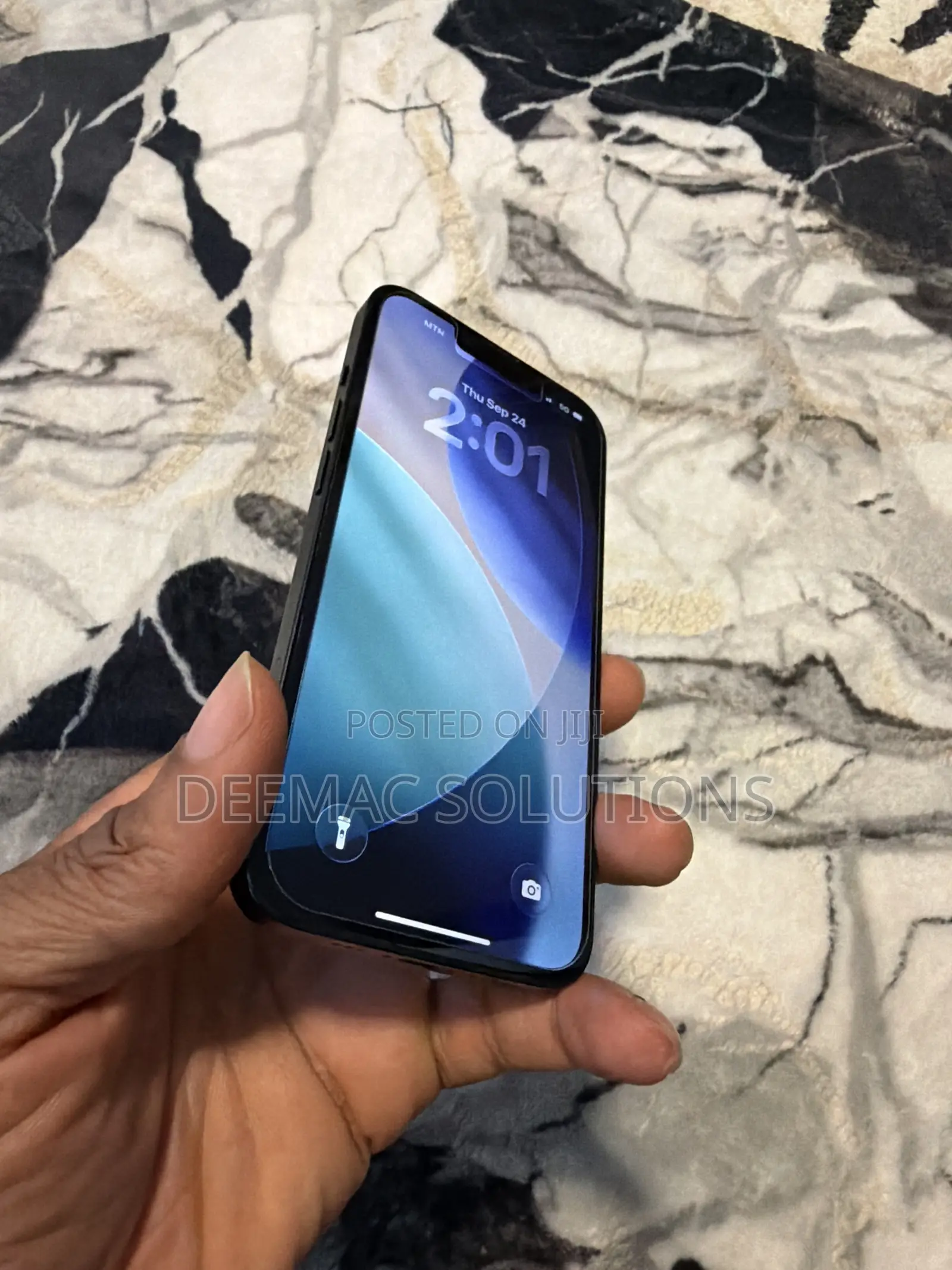 New Apple iPhone 13 128 GB Black