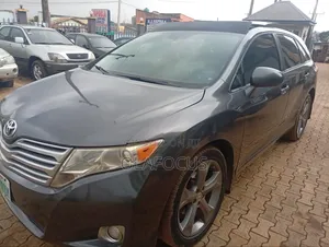 Toyota Venza V6 2011 Gray