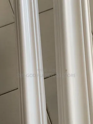 Cornice Wall Skating