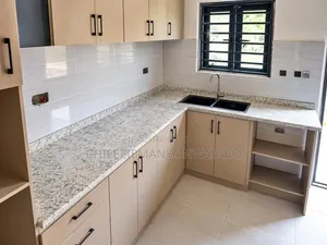 3bdrm Townhouse/Terrace in Ado / Ajah for sale