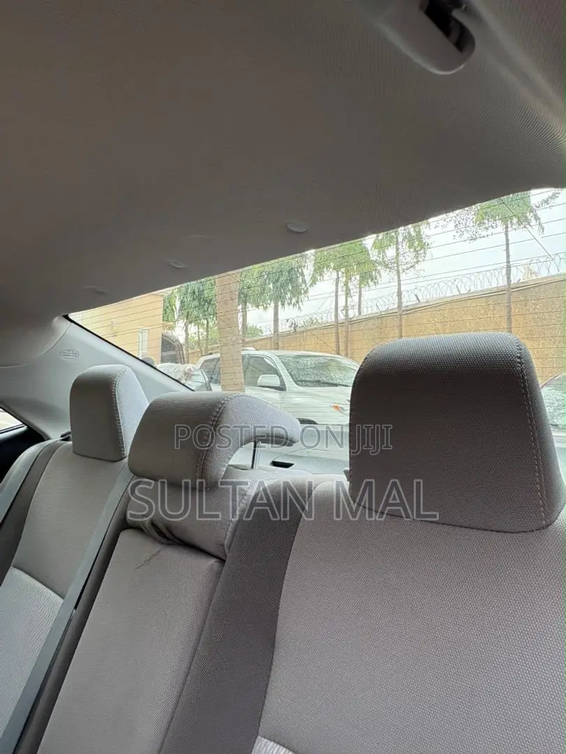 Toyota Corolla 2017 Silver