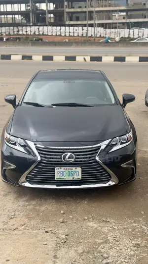 Lexus ES 2013 Black