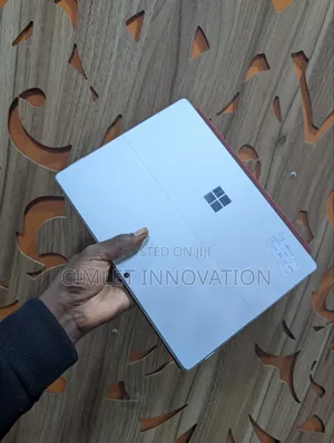 Laptop Microsoft Surface Pro 8 32GB Intel Core i7 SSD 1T