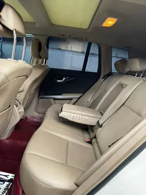 Mercedes-Benz GLK-Class 2011 White