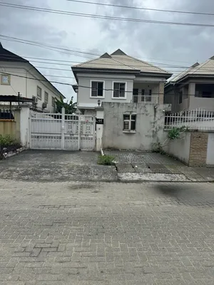 5bdrm Duplex in Lekki Phase 1 for rent
