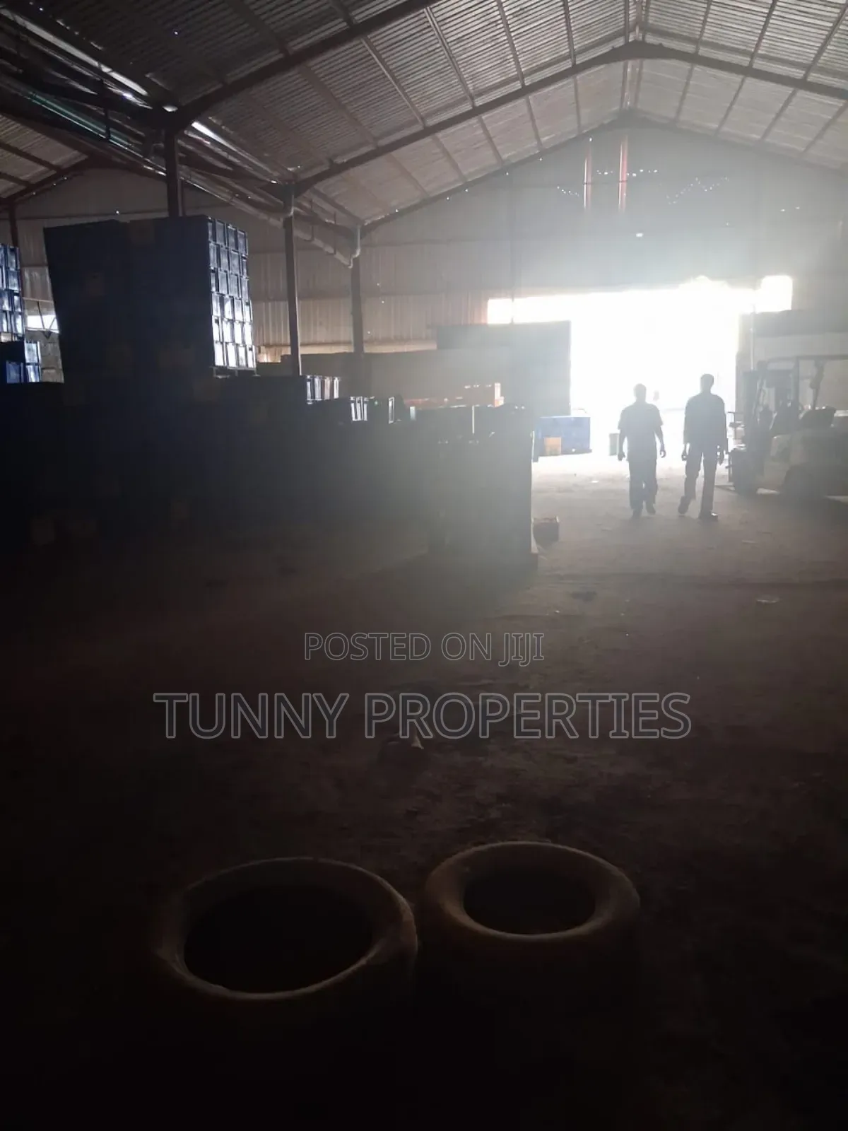 Warehouse to Let