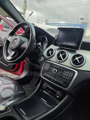 Mercedes-Benz GLA 250 2016