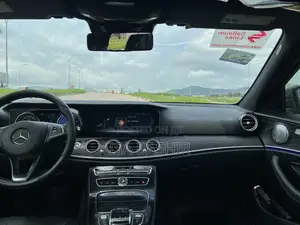 Mercedes-Benz E300 2017 Gray