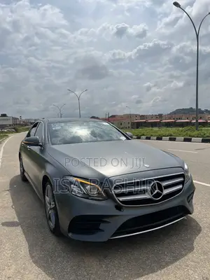 Mercedes-Benz E300 2017 Gray