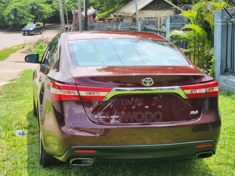 Toyota Avalon 2015 Red