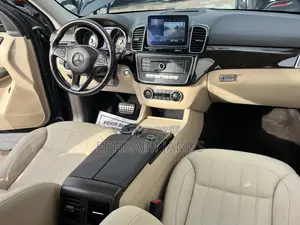 Mercedes-Benz GLE-Class GLE 400 4MATIC 2019 Black