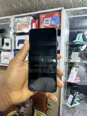 Samsung Galaxy S10e 128 GB Blue