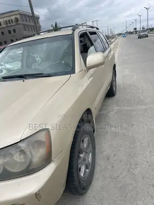 Toyota Highlander 2004 Gold