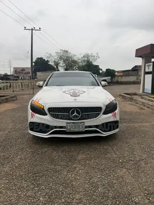 Mercedes-Benz C300 2015 White