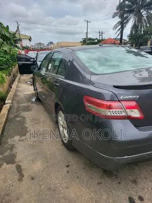 Toyota Camry 2010 Gray