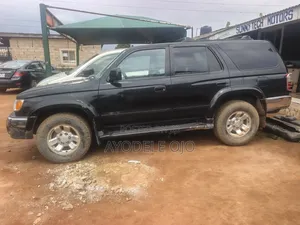 Toyota 4-Runner 2000 Black
