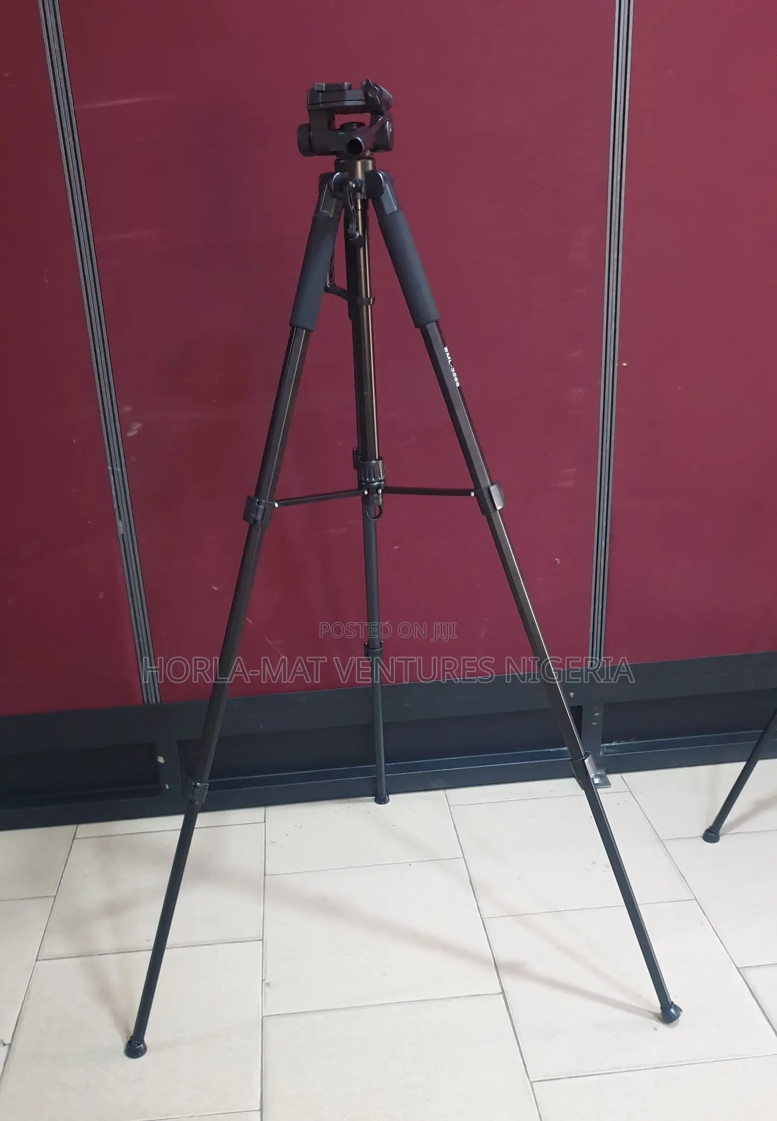 Compass Tripod Stand