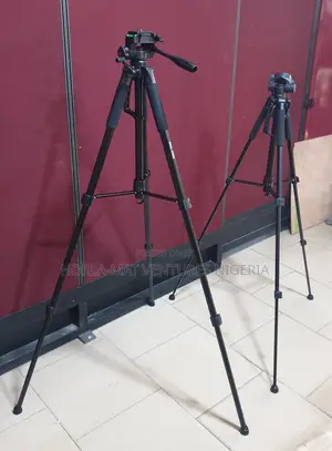 Compass Tripod Stand
