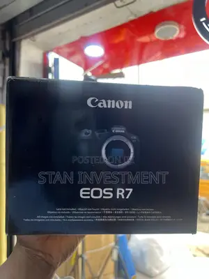 Canon Eos R7 Mirrorless Only Body