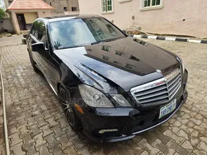 Mercedes-Benz E350 2011 Black