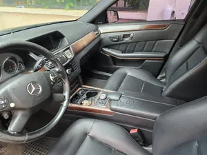 Mercedes-Benz E350 2011 Black