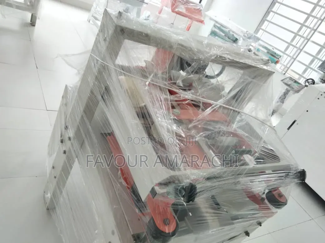 Carton Sealing Machine