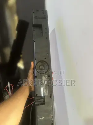 Hisense Sound Bar With Built in Sub for Sell