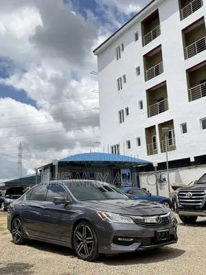 Honda Accord Touring V6 2dr Coupe FWD (3.5L 6cyl 6A) 2017 Gray