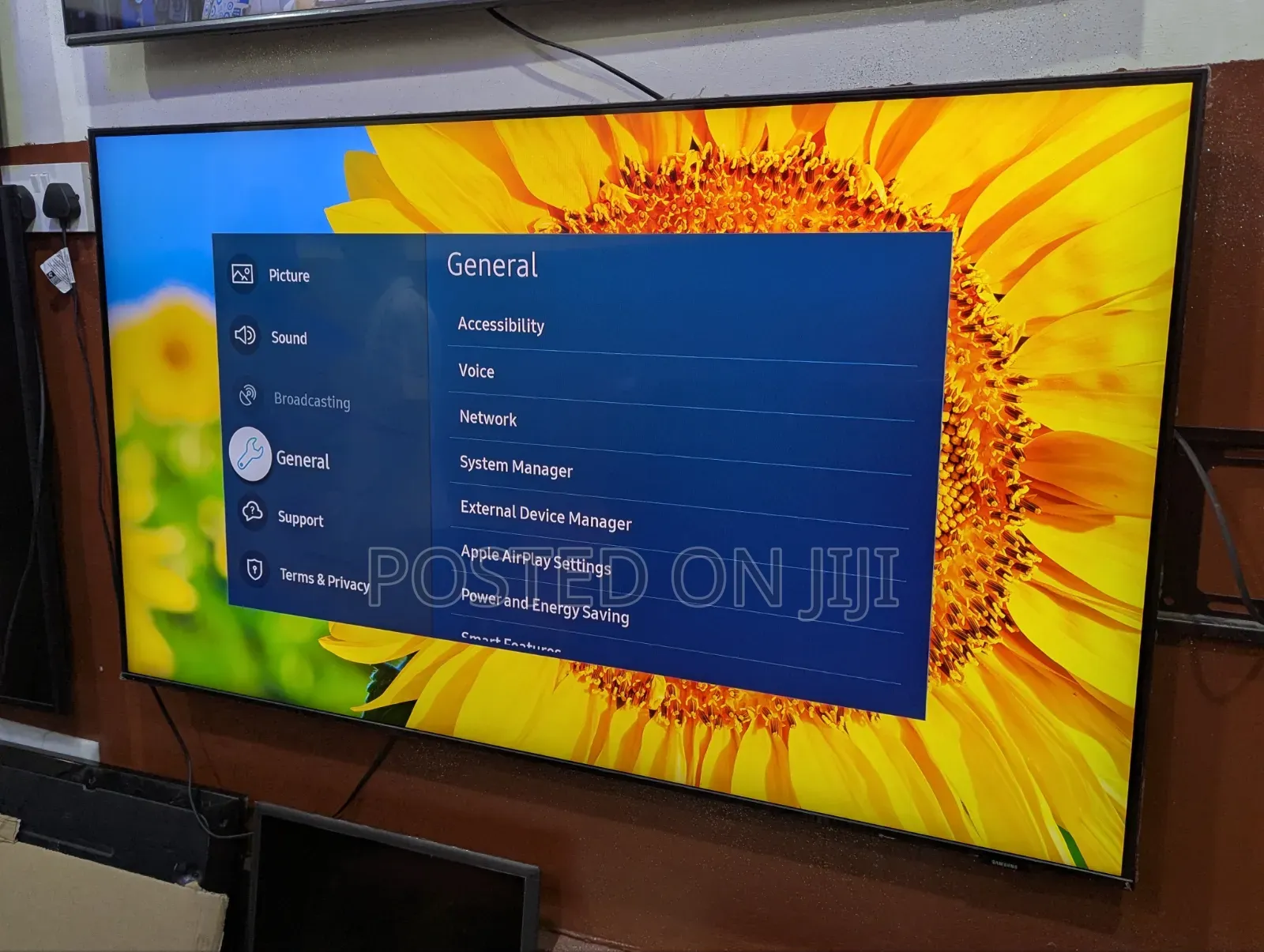 55" Samsung Crystal UHD HDR Bezel-Less Screen Airslim Smart TV