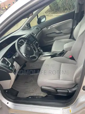Honda Civic EX 4dr Sedan (1.8L 4cyl CVT) 2014 Silver