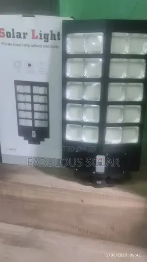 2000watts Solar Street Light (20eyes)