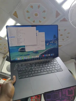 Laptop Apple MacBook Pro 2023 M3 Pro 36GB Apple M3 Pro SSD 1T