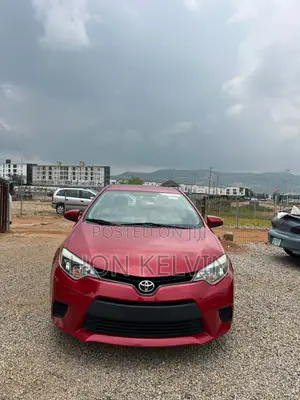 Toyota Corolla LE 4dr Sedan (1.8L 4cyl CVT) 2014 Red