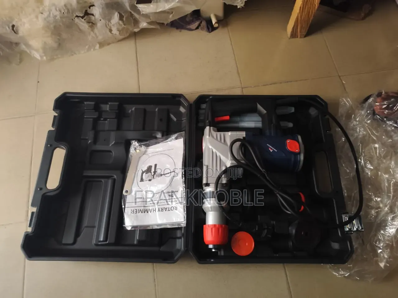 Maxmech 1000W Rotary Hammer Drill