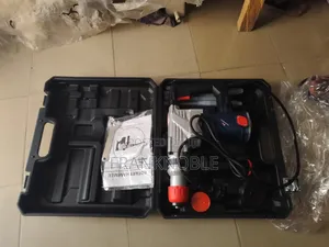 Maxmech 1000W Rotary Hammer Drill