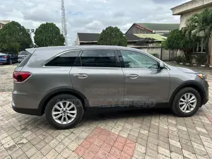 Kia Sorento 2.4L LX AWD 2019 Gray