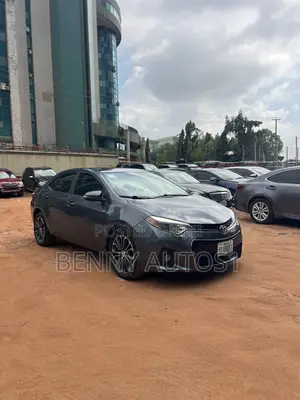 Toyota Corolla S 4dr Sedan (1.8L 4cyl CVT) 2014 Gray