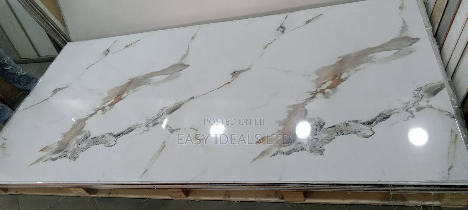 UV Marble Sheet (Carara Gold )