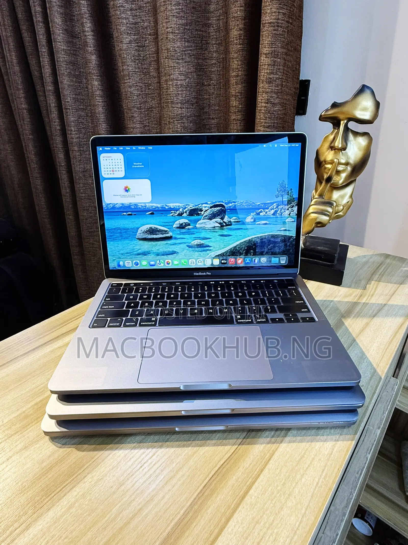 Laptop Apple MacBook Pro 2020 16GB Intel Core i7 SSD 512GB