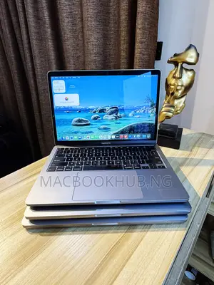 Laptop Apple MacBook Pro 2020 16GB Intel Core i7 SSD 512GB