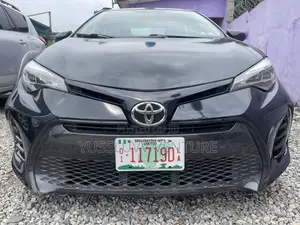 Toyota Corolla 2017 Gray