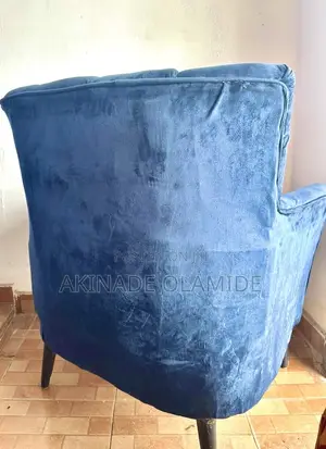 2 Executive Single Couch