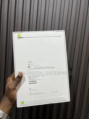 New Apple iPad (2025) 128 GB Silver