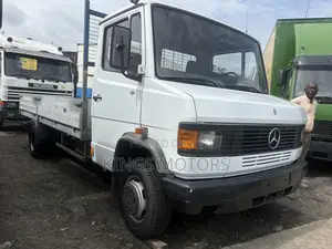 Mercedes-Benz 609d 711d