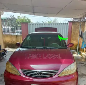 Toyota Camry 2005 Red