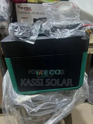 1 kWh 500watts All in One Solar Generator for 2 Bedroom Flat