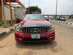 Mercedes-Benz C300 2013 Red