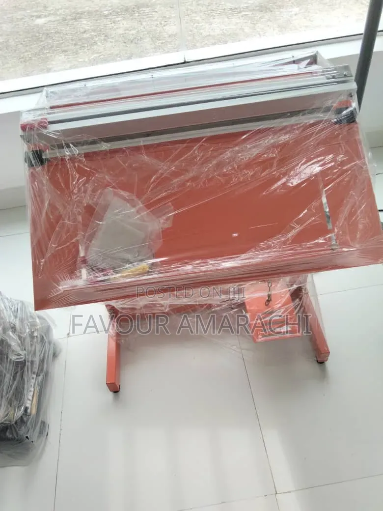 Pedal Sealing Machine