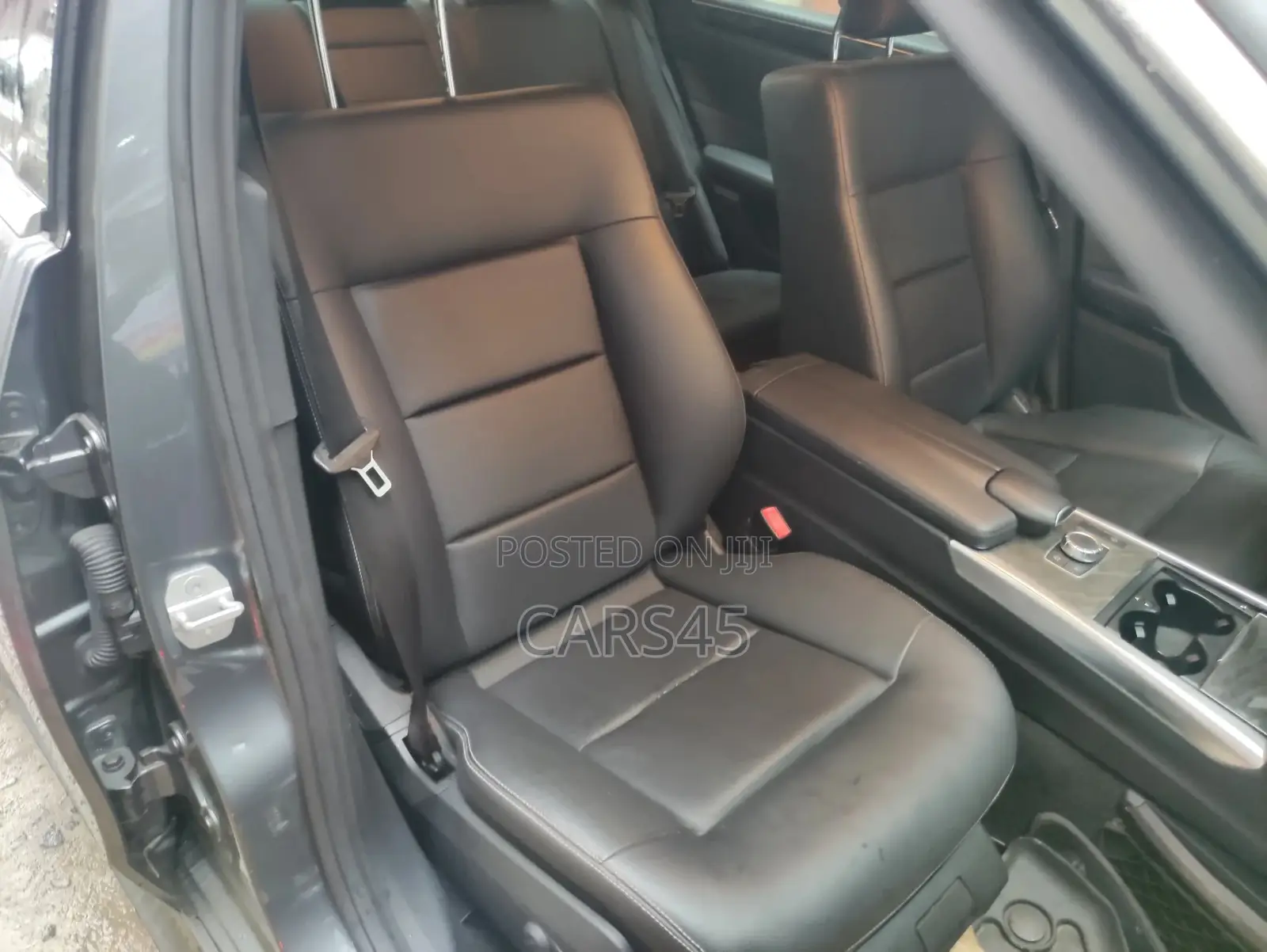 Mercedes-Benz E350 2016 Gray